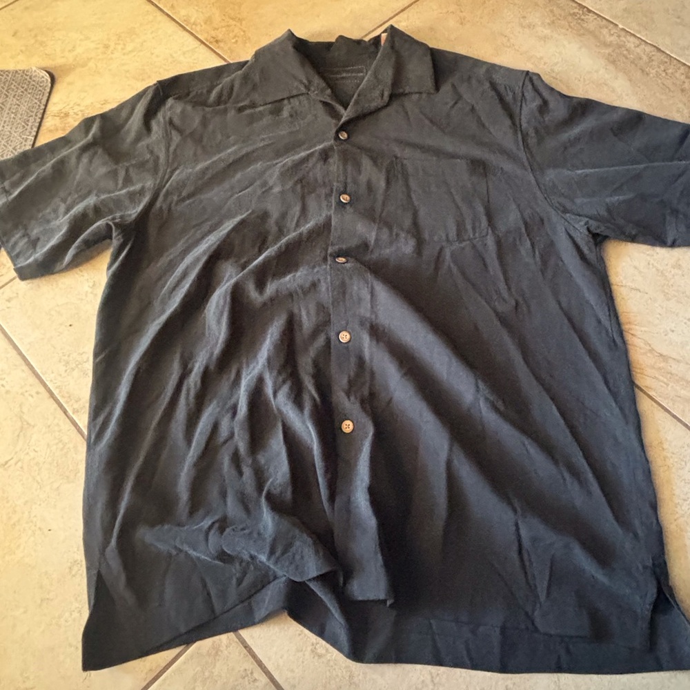 Tommy Bahama Men's Black Short Sleeve Shirt
